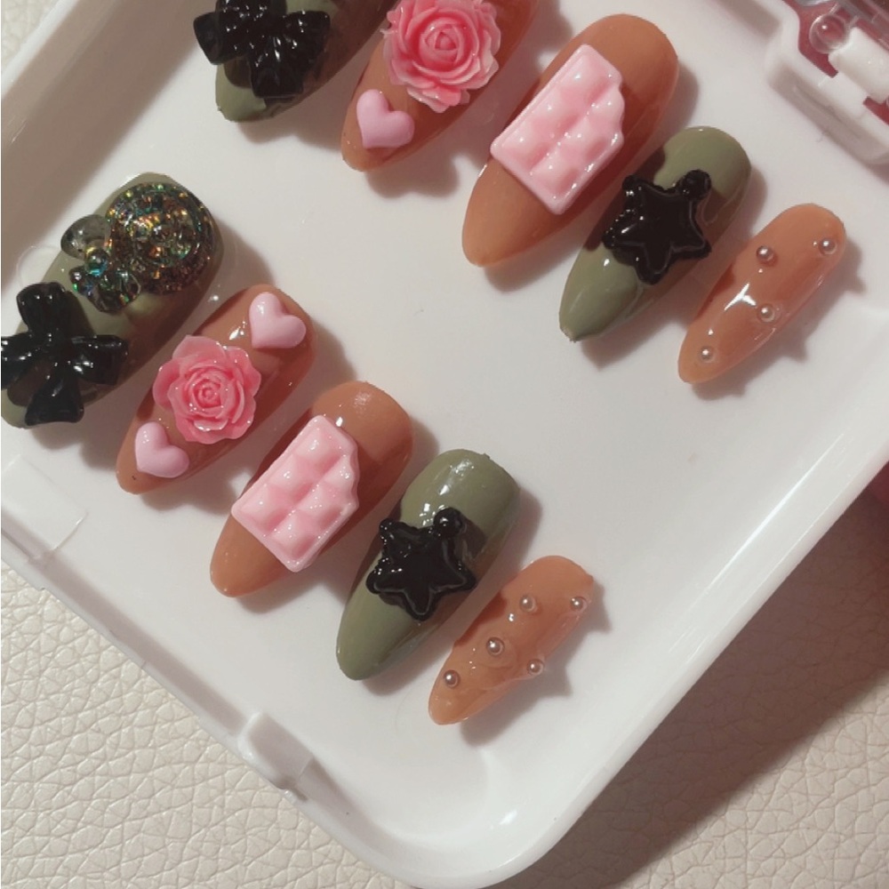 Decorative Nail Art Set with Pink and Black Accents